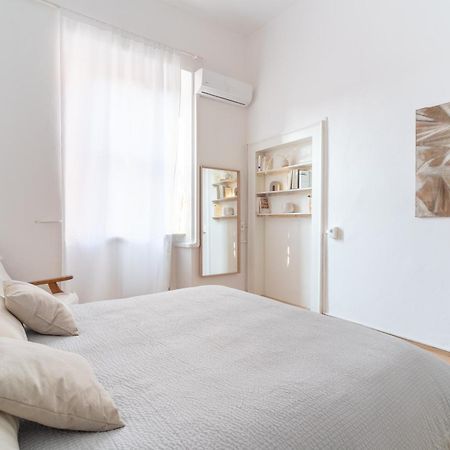 Grand Central 1845 - 2 Bedrooms Design Flat Bergamo Bagian luar foto
