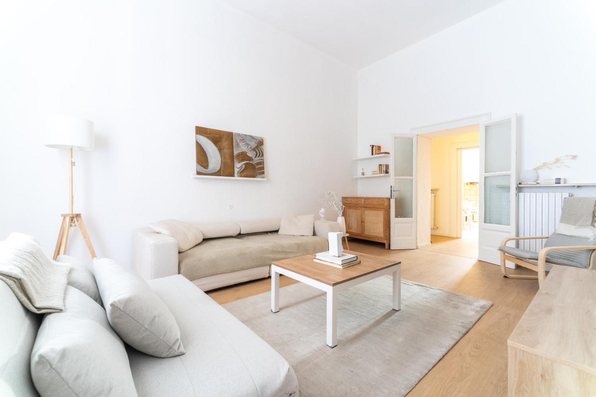 Grand Central 1845 - 2 Bedrooms Design Flat Bergamo Bagian luar foto